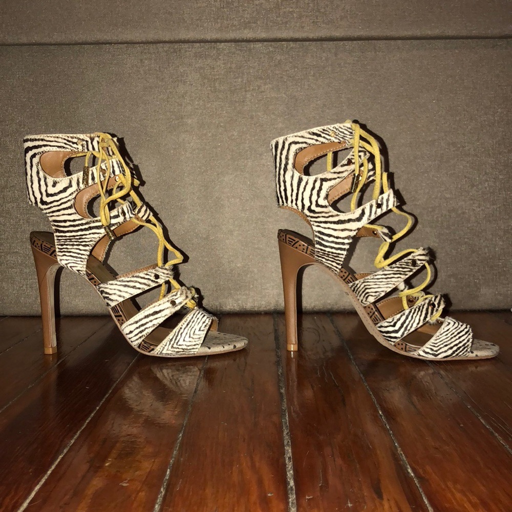 Dolce Vita Howie Gladiator Sandal
